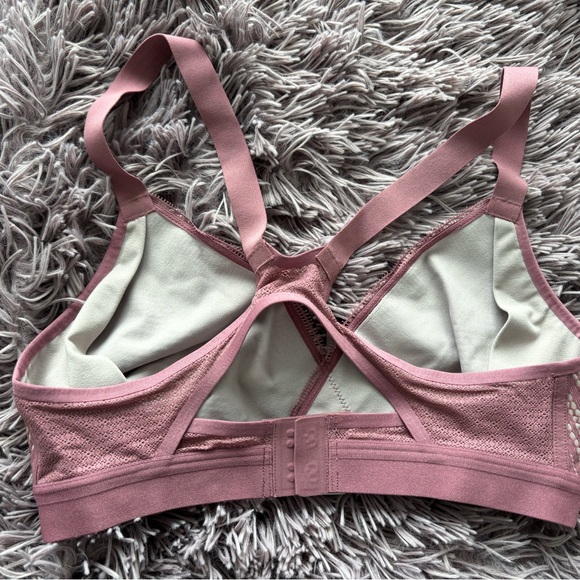 Lululemon Awake to Lace Bra - Never worn!! - Picture 2 of 4